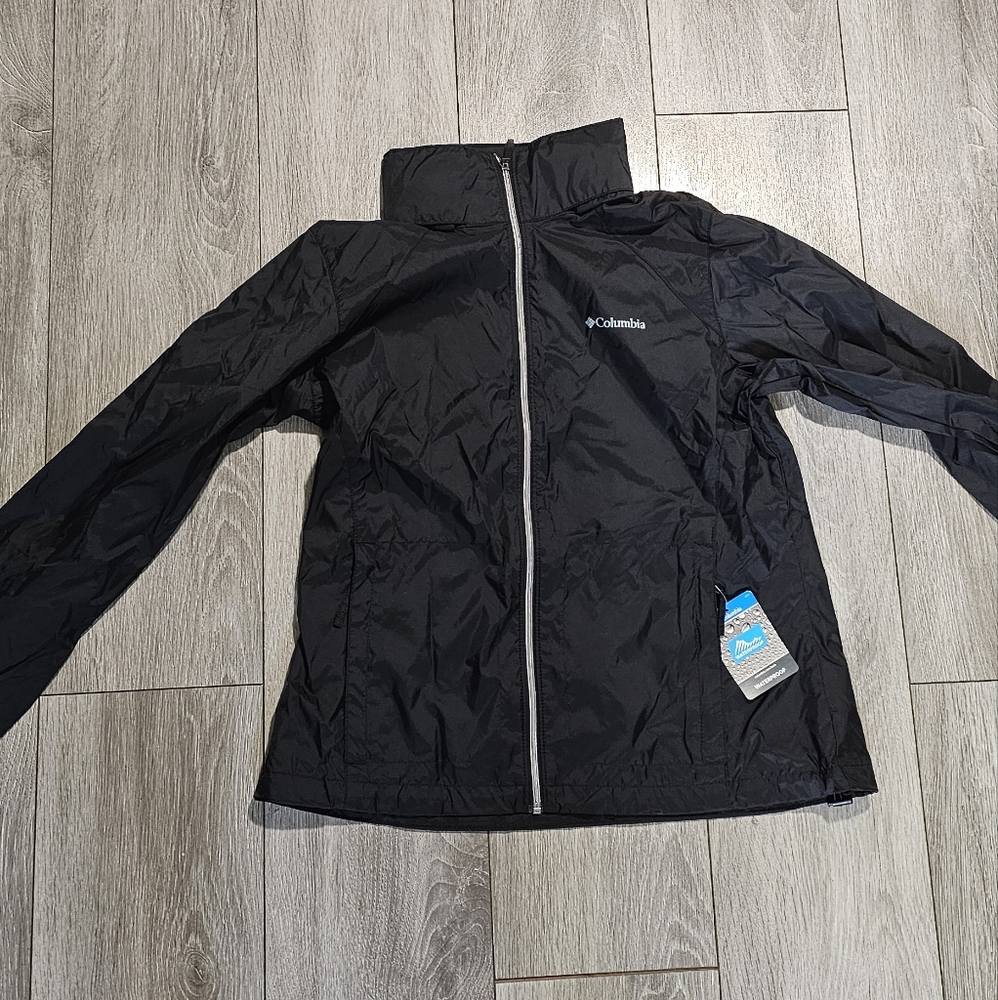 Womans Colombia Windbreaker